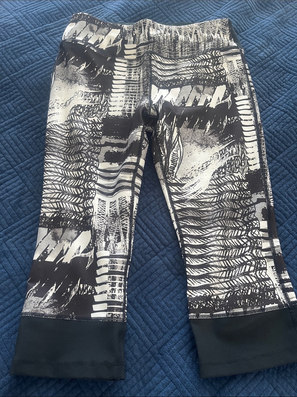 Layer 8 performance exercise capris